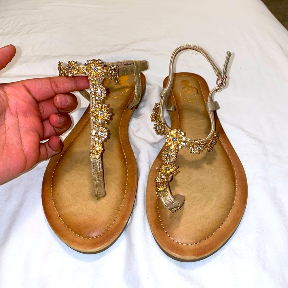 New Gc size 10 Rosanna gold/bronze faux crystal flat sandals